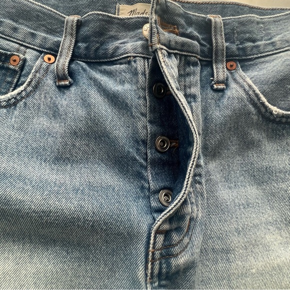 Madewell High-Rise Relaxed Denim Shorts, Size 29 - Picture 7 of 9